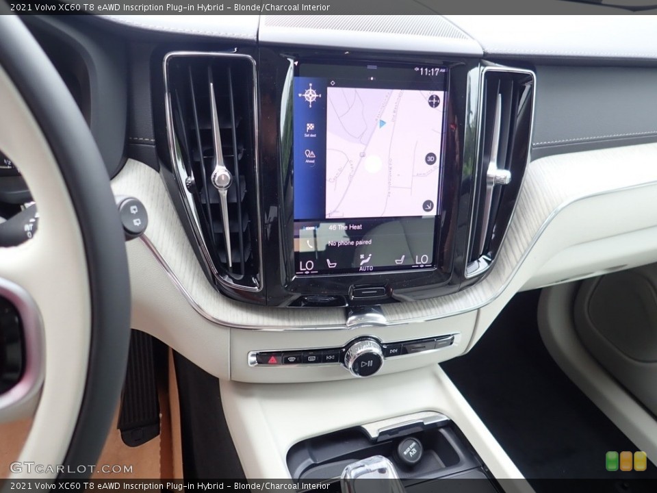 Blonde/Charcoal Interior Controls for the 2021 Volvo XC60 T8 eAWD Inscription Plug-in Hybrid #139372205