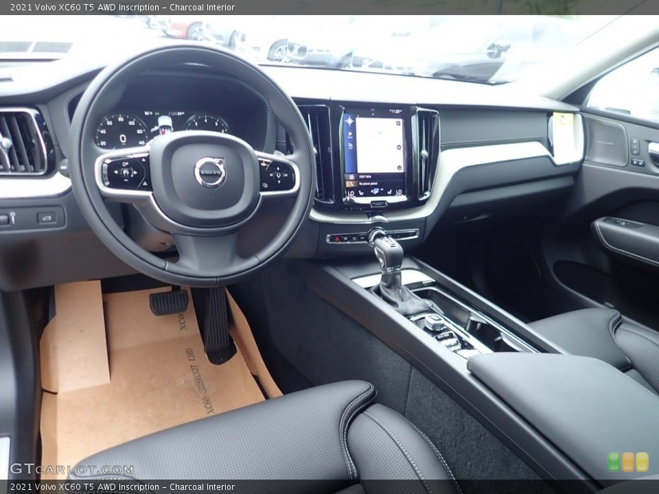 Charcoal Interior Photo for the 2021 Volvo XC60 T5 AWD Inscription #139381188