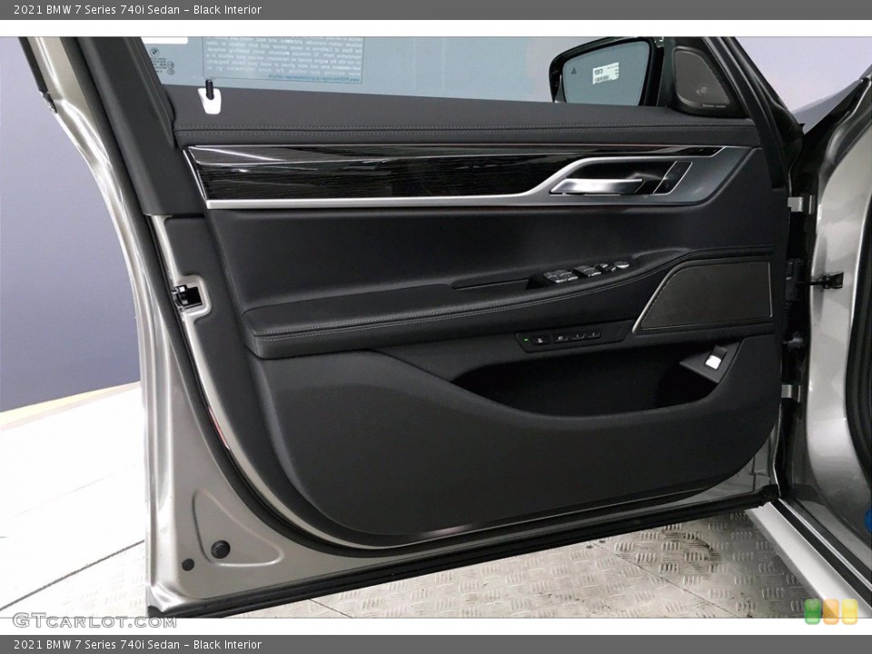 Black Interior Door Panel for the 2021 BMW 7 Series 740i Sedan #139394733