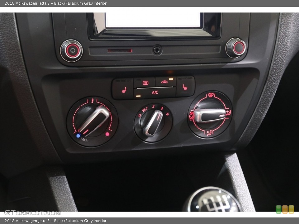 Black/Palladium Gray Interior Controls for the 2018 Volkswagen Jetta S #139395063