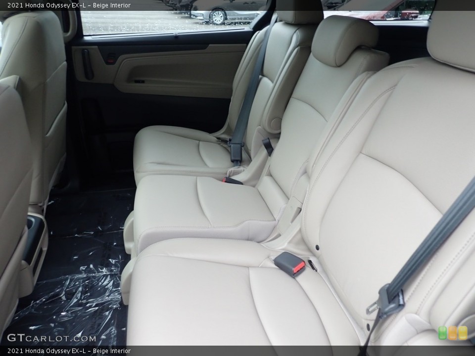 Beige Interior Rear Seat for the 2021 Honda Odyssey EX-L #139396308