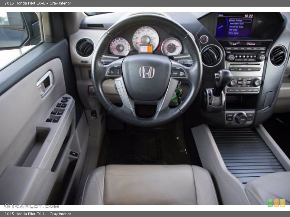 Gray Interior Dashboard for the 2015 Honda Pilot EX-L #139399803