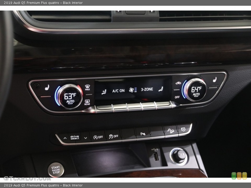 Black Interior Controls for the 2019 Audi Q5 Premium Plus quattro #139403346