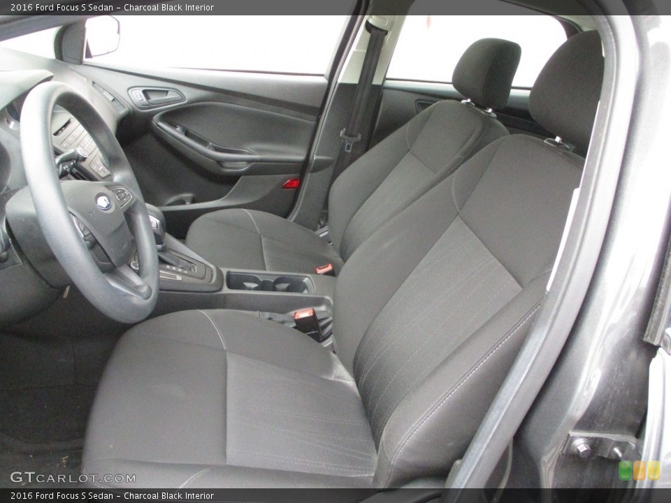 Charcoal Black Interior Photo for the 2016 Ford Focus S Sedan #139415282