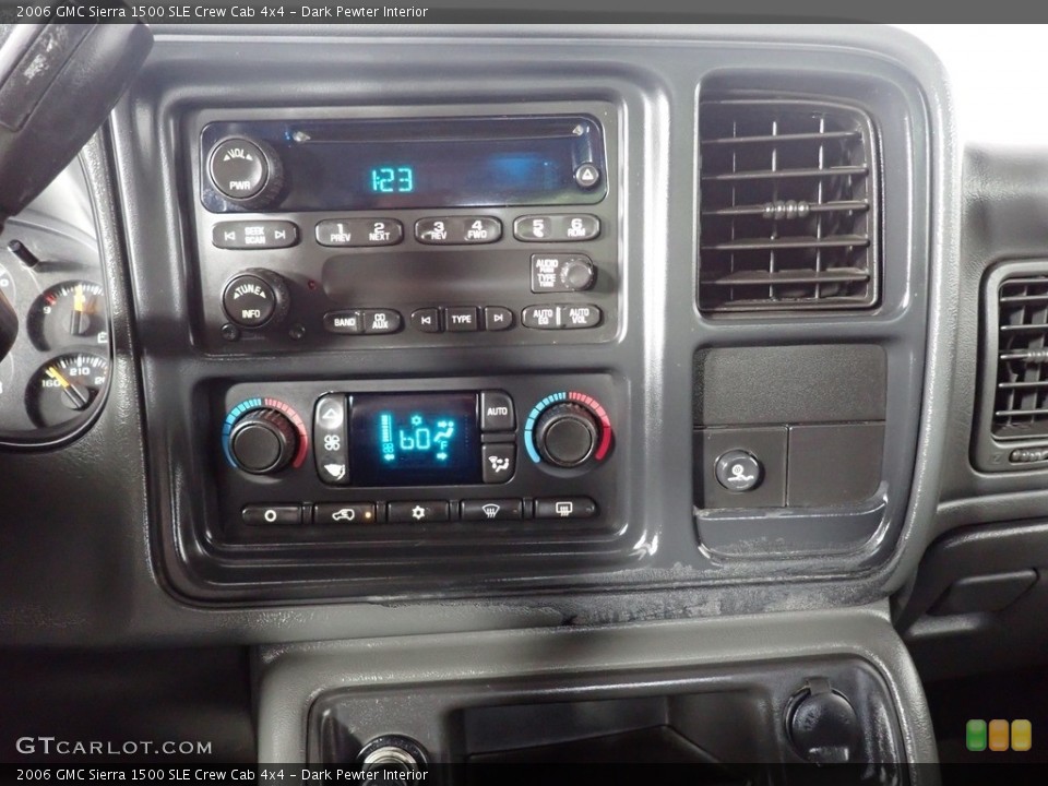 Dark Pewter Interior Controls for the 2006 GMC Sierra 1500 SLE Crew Cab 4x4 #139427829