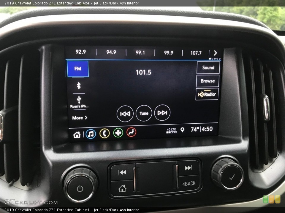 Jet Black/Dark Ash Interior Controls for the 2019 Chevrolet Colorado Z71 Extended Cab 4x4 #139434084