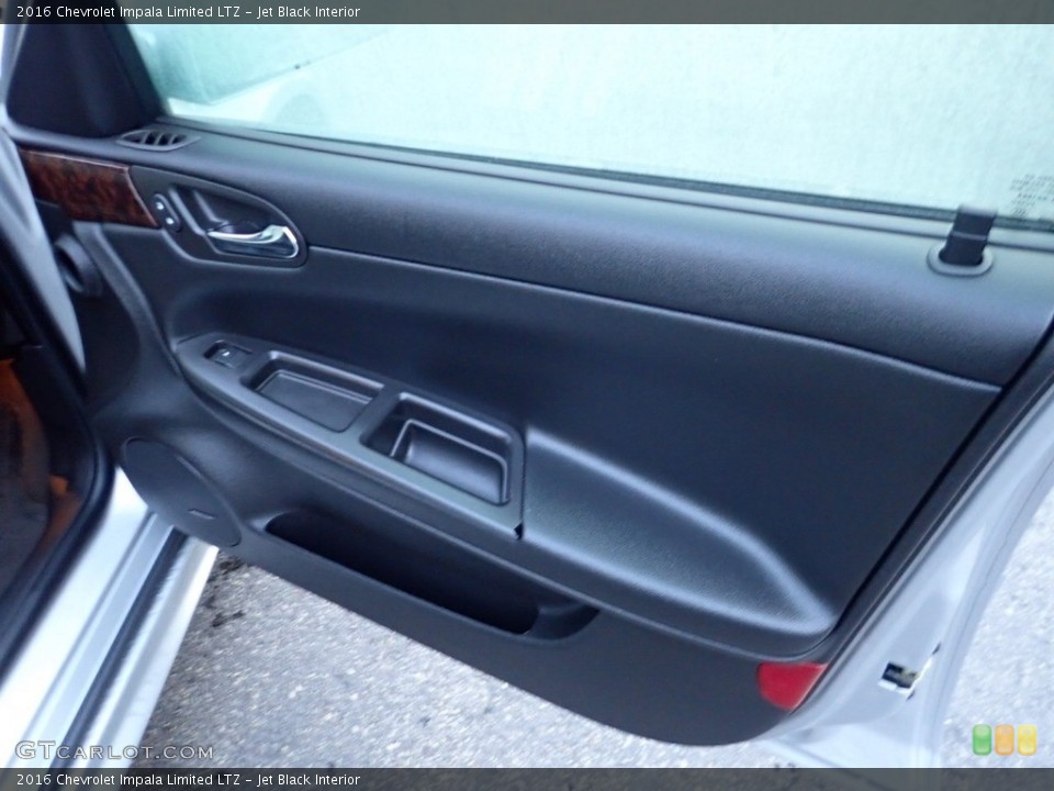 Jet Black Interior Door Panel for the 2016 Chevrolet Impala Limited LTZ #139465283