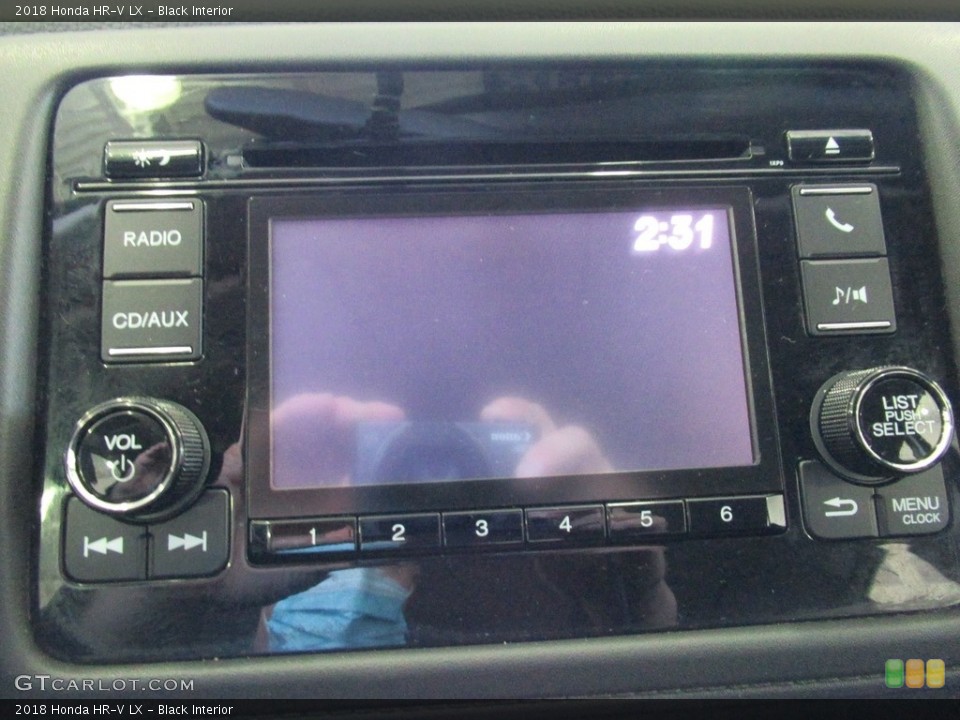 Black Interior Controls for the 2018 Honda HR-V LX #139469158