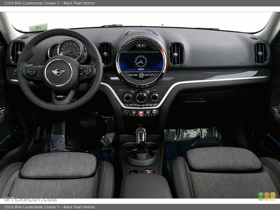 Black Pearl Interior Photo for the 2020 Mini Countryman Cooper S #139508503