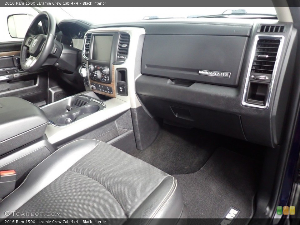 Black Interior Photo for the 2016 Ram 1500 Laramie Crew Cab 4x4 #139509616