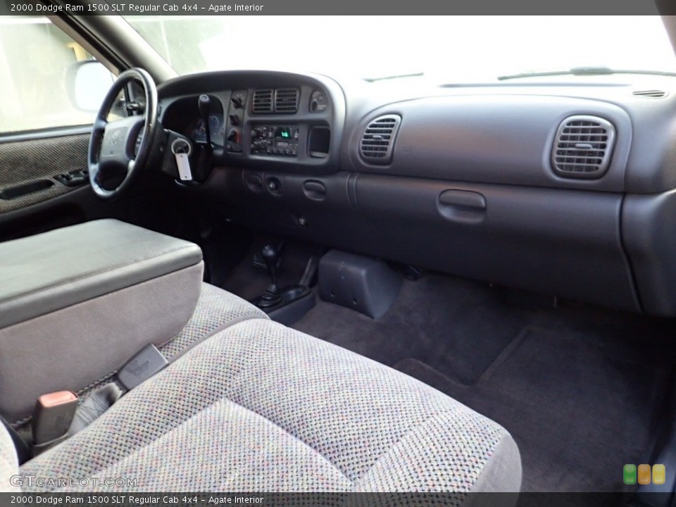 Agate Interior Photo for the 2000 Dodge Ram 1500 SLT Regular Cab 4x4 #139516396
