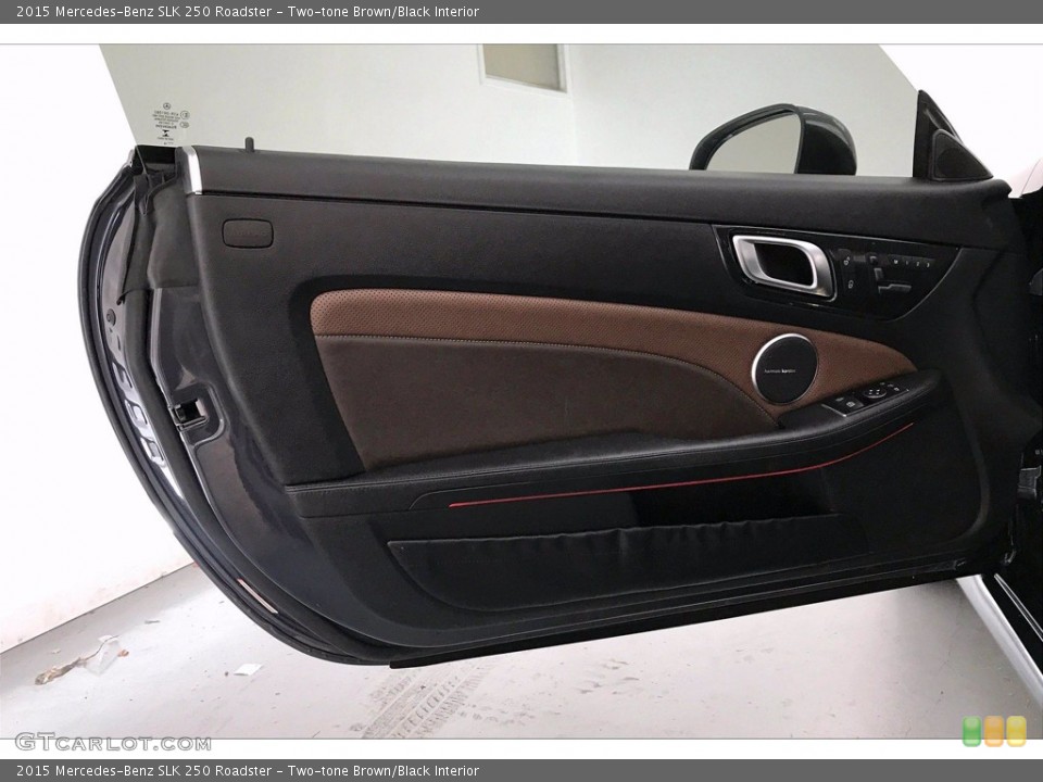 Two-tone Brown/Black Interior Front Seat for the 2015 Mercedes-Benz SLK 250 Roadster #139525050