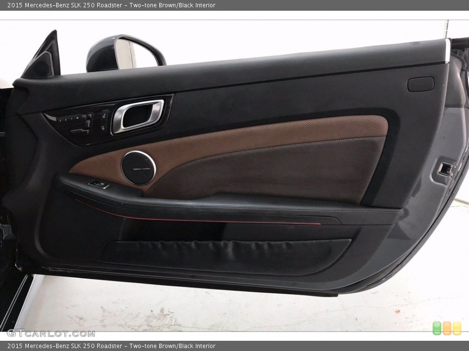 Two-tone Brown/Black Interior Door Panel for the 2015 Mercedes-Benz SLK 250 Roadster #139525161