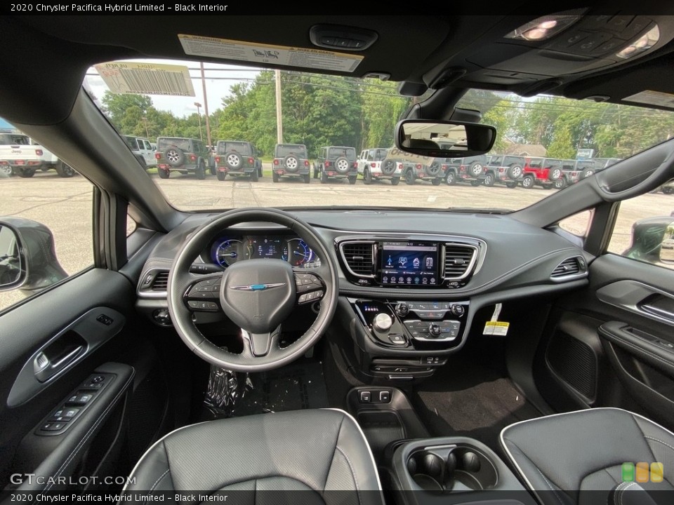 Black Interior Photo for the 2020 Chrysler Pacifica Hybrid Limited #139537126