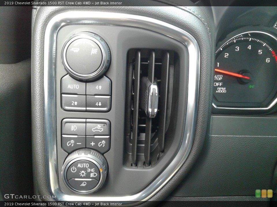 Jet Black Interior Controls for the 2019 Chevrolet Silverado 1500 RST Crew Cab 4WD #139542468