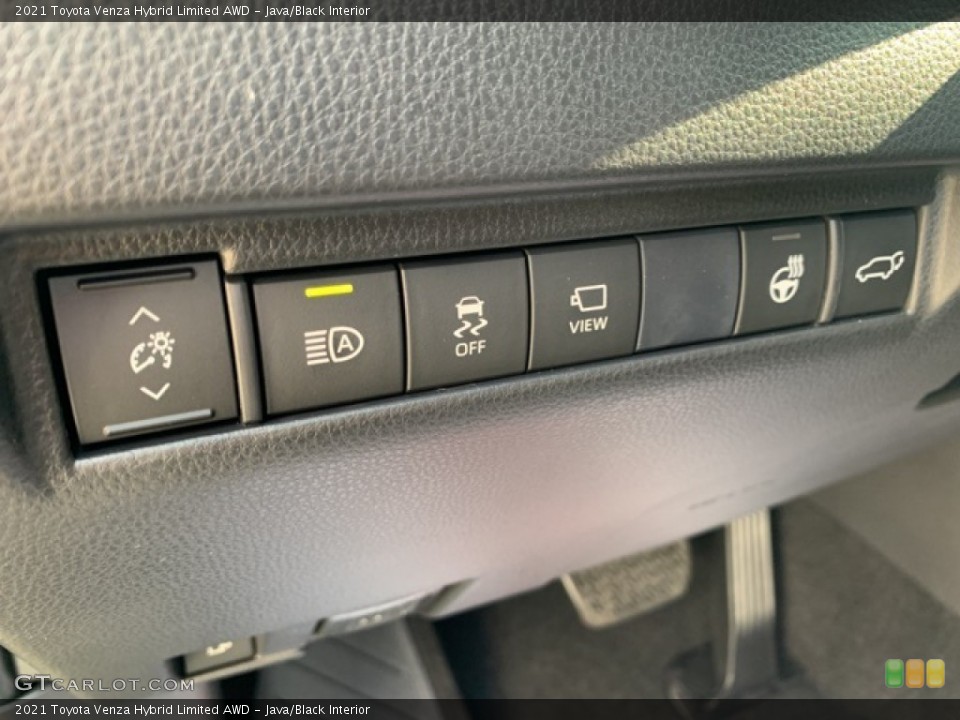 Java/Black Interior Controls for the 2021 Toyota Venza Hybrid Limited AWD #139566227