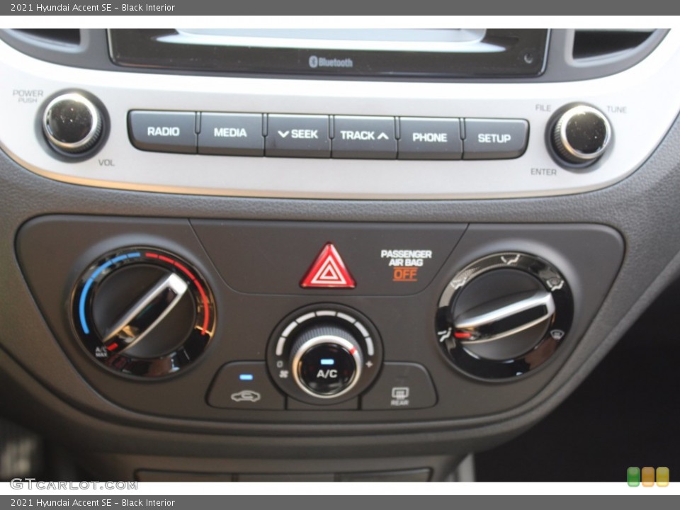 Black Interior Controls for the 2021 Hyundai Accent SE #139570004