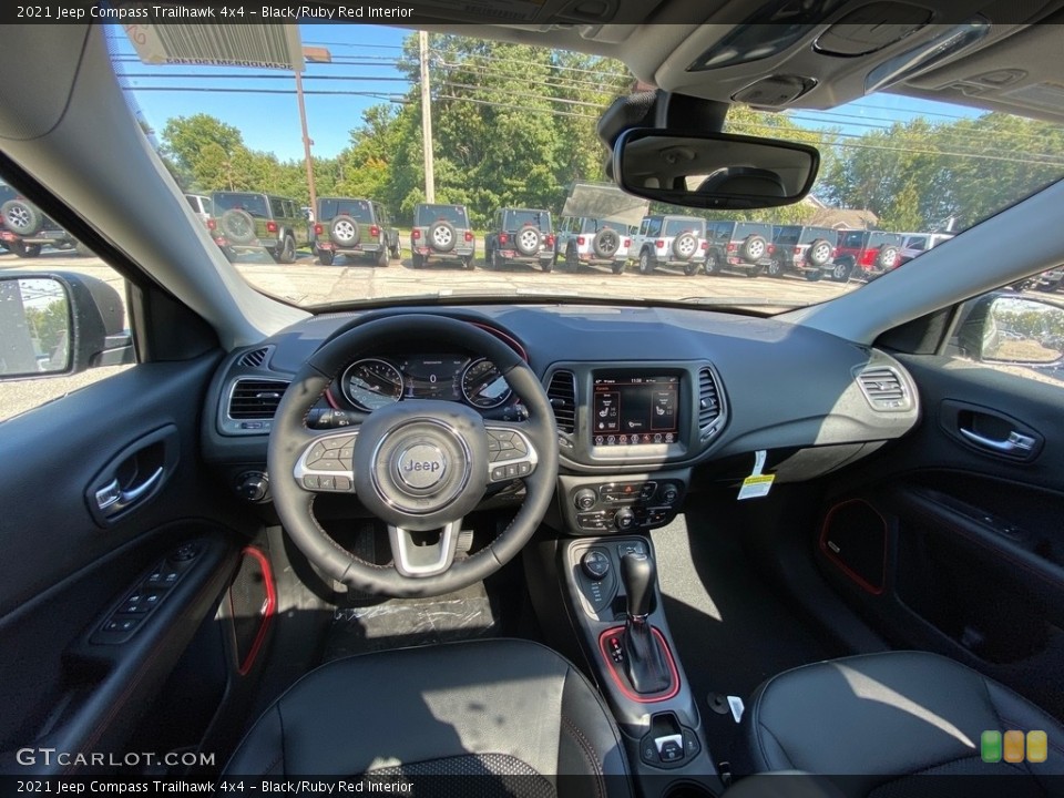 Black/Ruby Red Interior Photo for the 2021 Jeep Compass Trailhawk 4x4 #139607655
