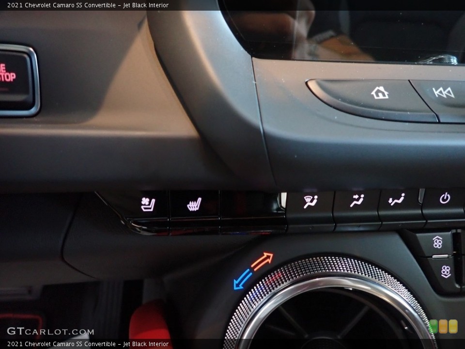 Jet Black Interior Controls for the 2021 Chevrolet Camaro SS Convertible #139612359