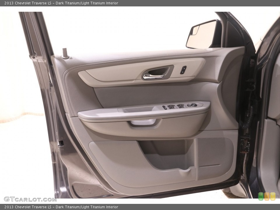 Dark Titanium/Light Titanium Interior Door Panel for the 2013 Chevrolet Traverse LS #139622405