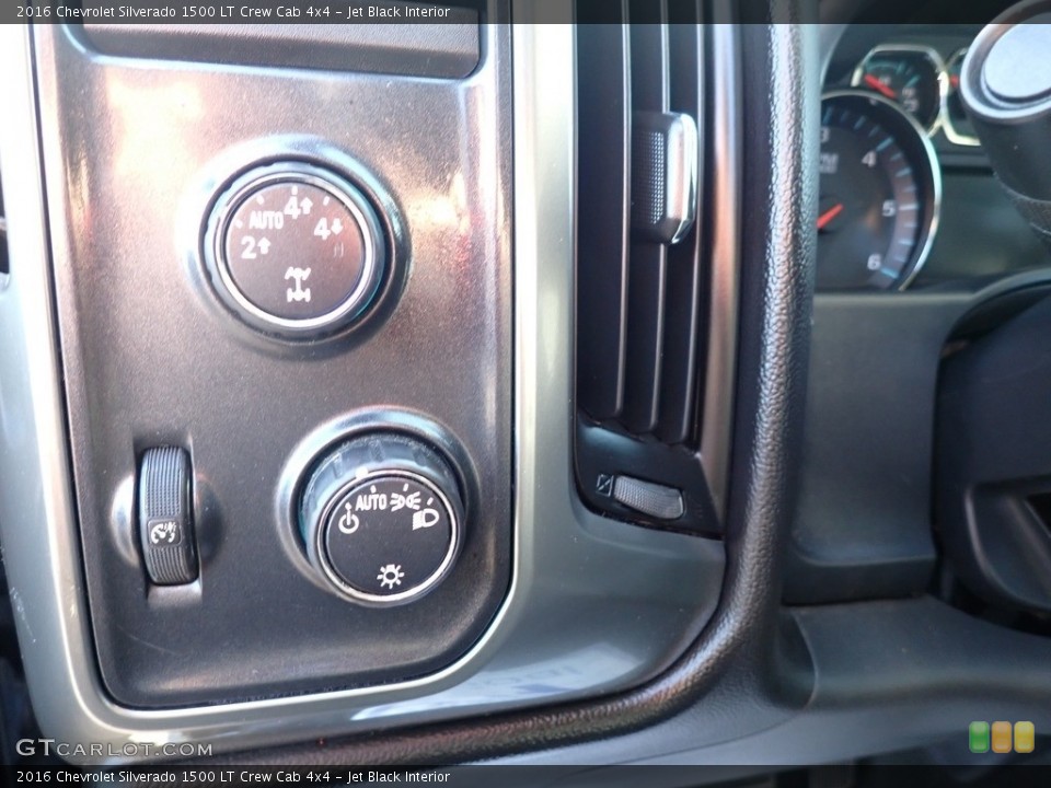 Jet Black Interior Controls for the 2016 Chevrolet Silverado 1500 LT Crew Cab 4x4 #139624876