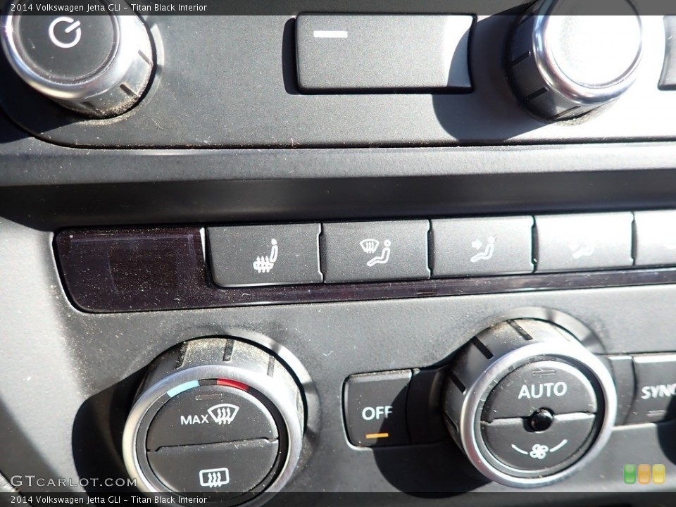 Titan Black Interior Controls for the 2014 Volkswagen Jetta GLI #139628798