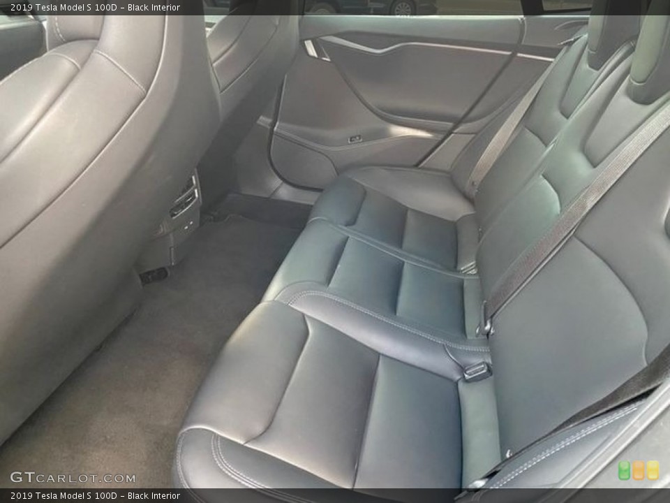 Black Interior Rear Seat for the 2019 Tesla Model S 100D #139638840