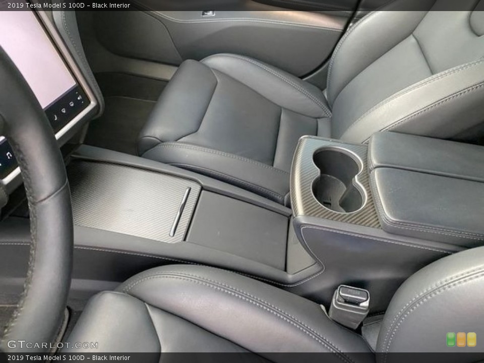 Black Interior Front Seat for the 2019 Tesla Model S 100D #139639048