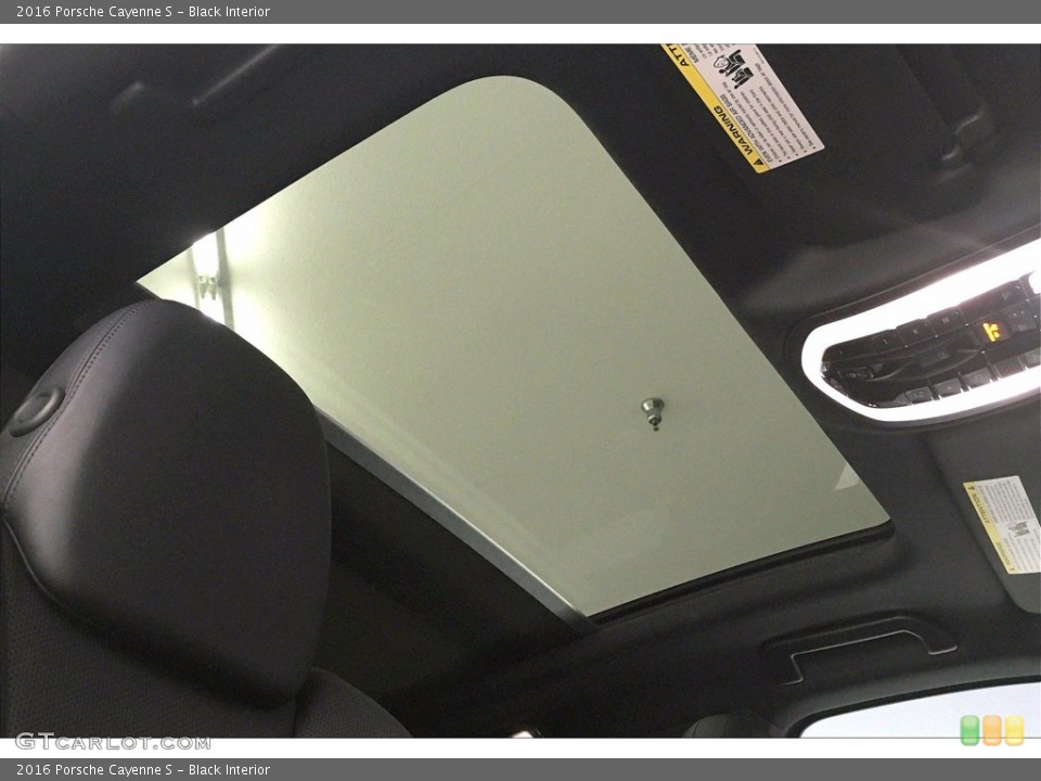 Black Interior Sunroof for the 2016 Porsche Cayenne S #139664326