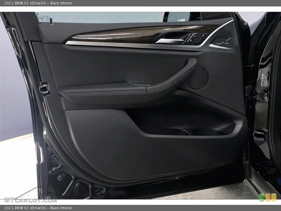 Black Interior Door Panel for the 2021 BMW X3 sDrive30i #139674870