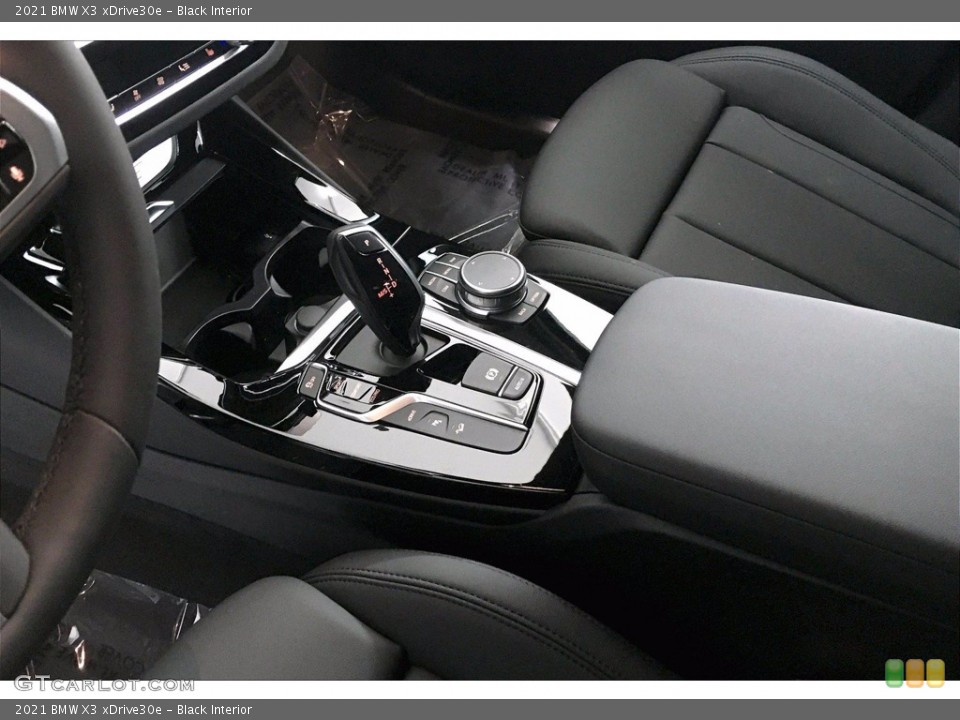 Black Interior Transmission for the 2021 BMW X3 xDrive30e #139675104