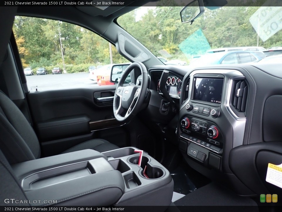 Jet Black Interior Dashboard for the 2021 Chevrolet Silverado 1500 LT Double Cab 4x4 #139688917