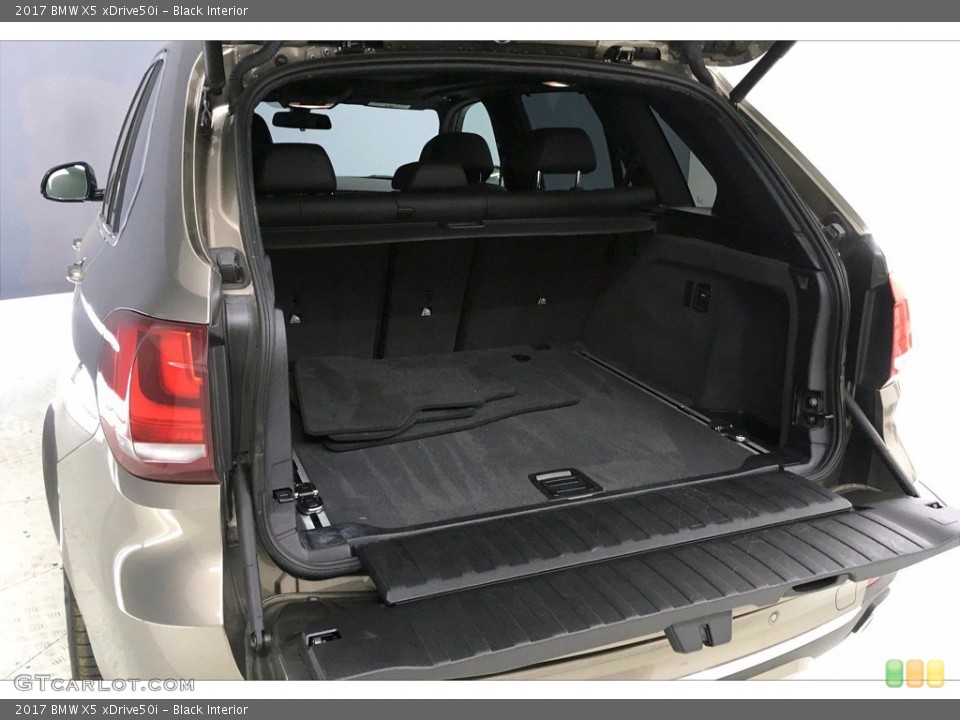 Black Interior Trunk for the 2017 BMW X5 xDrive50i #139692981