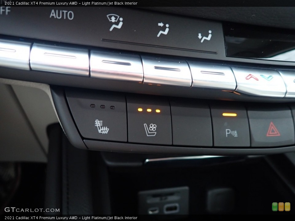 Light Platinum/Jet Black Interior Controls for the 2021 Cadillac XT4 Premium Luxury AWD #139694613