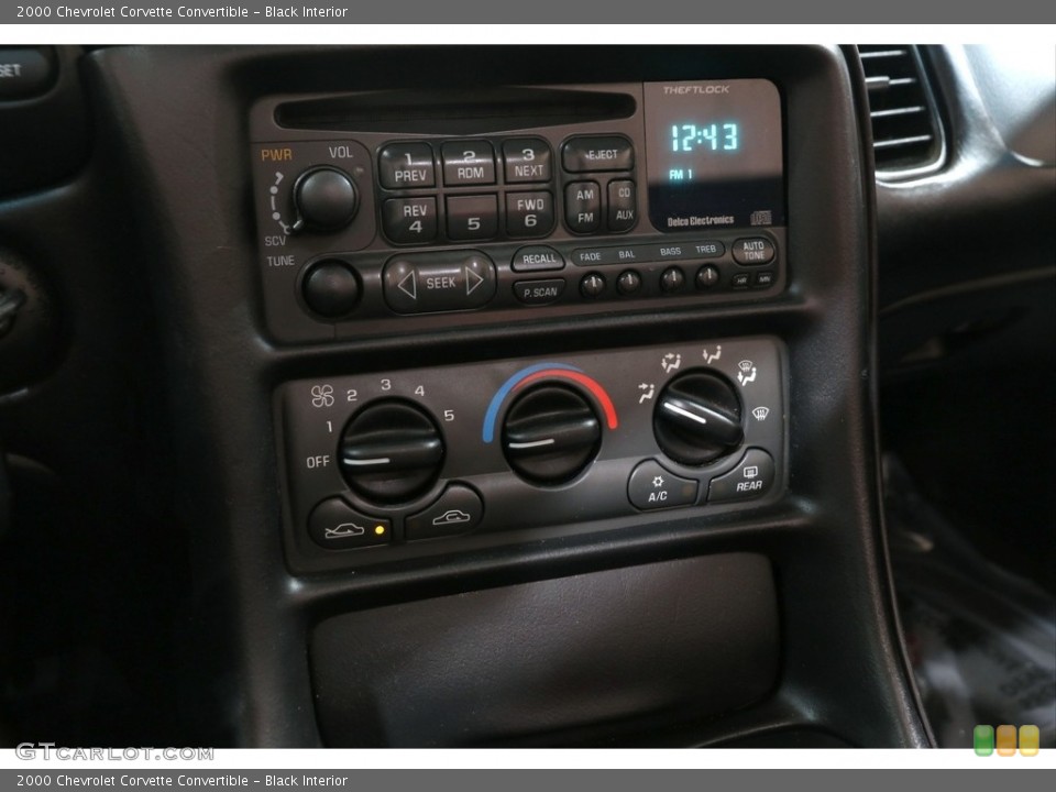 Black Interior Controls for the 2000 Chevrolet Corvette Convertible #139702146