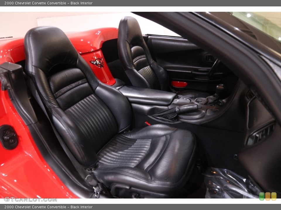 Black Interior Front Seat for the 2000 Chevrolet Corvette Convertible #139702236