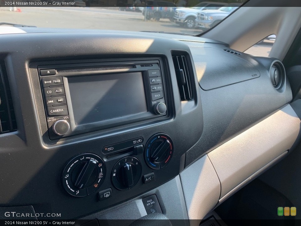 Gray Interior Controls for the 2014 Nissan NV200 SV #139704156