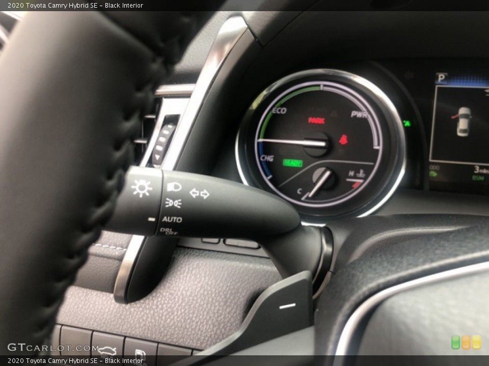 Black Interior Controls for the 2020 Toyota Camry Hybrid SE #139707528