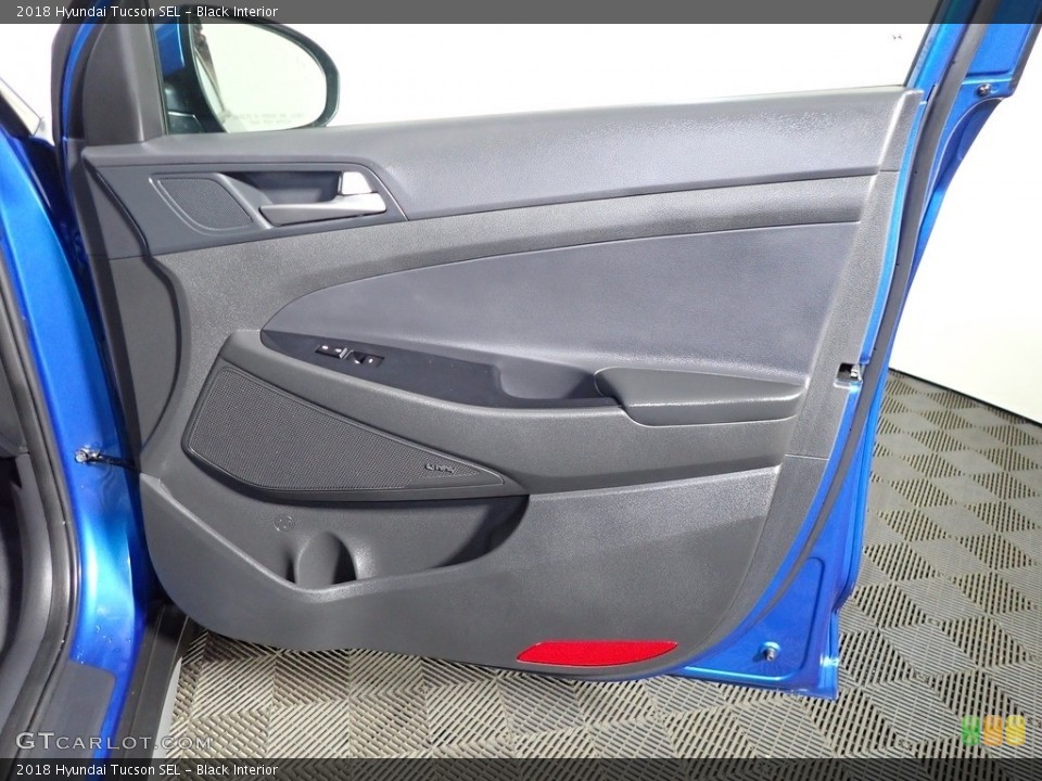 Black Interior Door Panel for the 2018 Hyundai Tucson SEL #139711711
