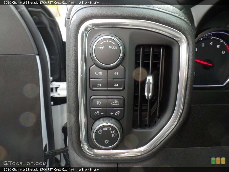 Jet Black Interior Controls for the 2020 Chevrolet Silverado 1500 RST Crew Cab 4x4 #139712287
