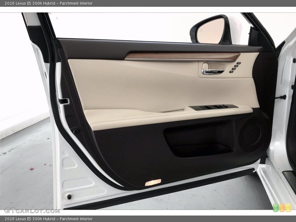 Parchment Interior Door Panel for the 2016 Lexus ES 300h Hybrid #139720051