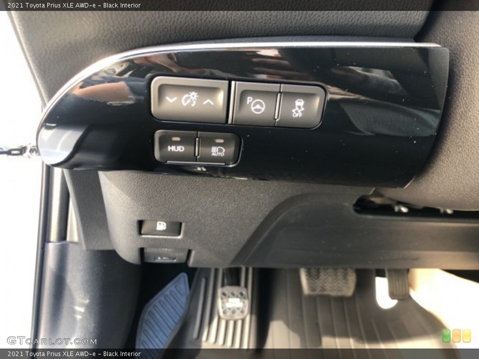 Black Interior Controls for the 2021 Toyota Prius XLE AWD-e #139720797