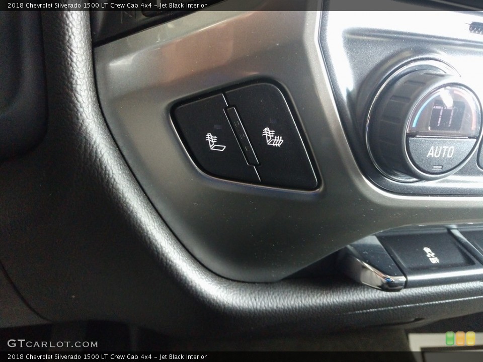 Jet Black Interior Controls for the 2018 Chevrolet Silverado 1500 LT Crew Cab 4x4 #139723680