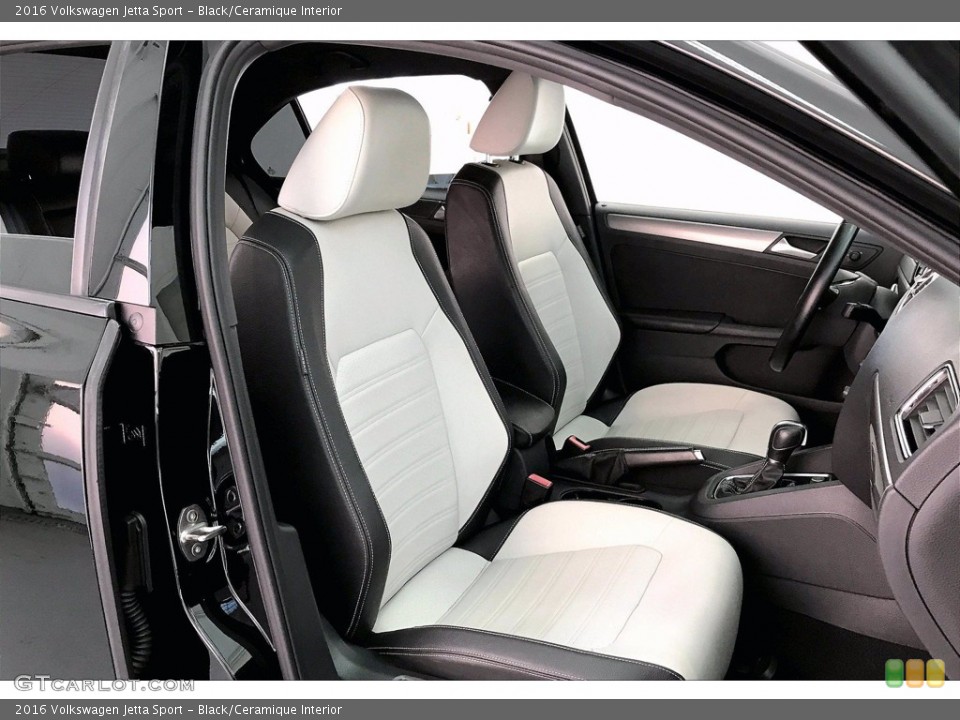 Black/Ceramique Interior Photo for the 2016 Volkswagen Jetta Sport #139743095