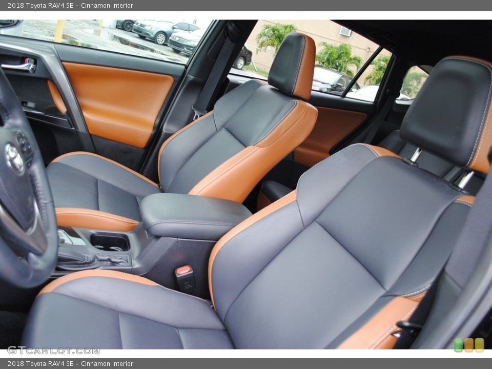 Cinnamon Interior Photo for the 2018 Toyota RAV4 SE #139748168