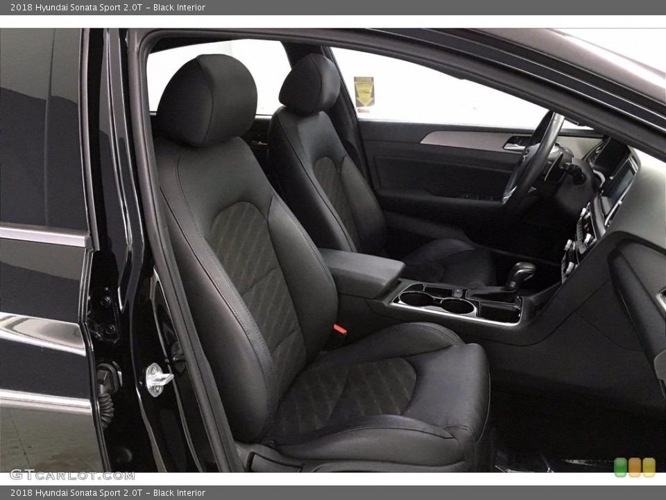 Black Interior Photo for the 2018 Hyundai Sonata Sport 2.0T #139750436