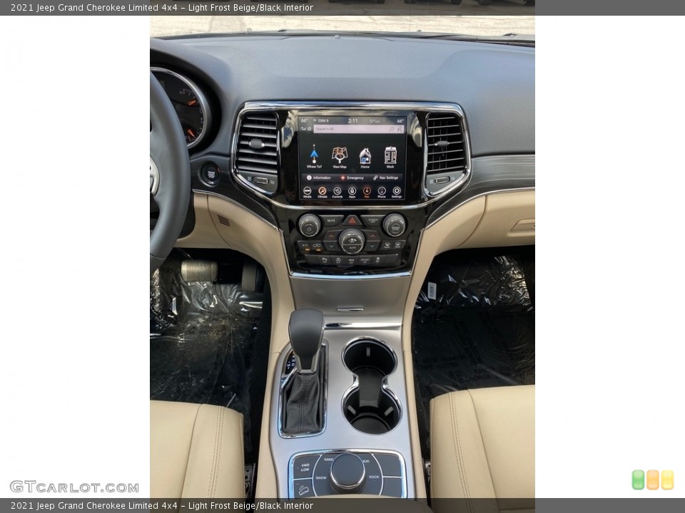 Light Frost Beige/Black Interior Controls for the 2021 Jeep Grand Cherokee Limited 4x4 #139754555