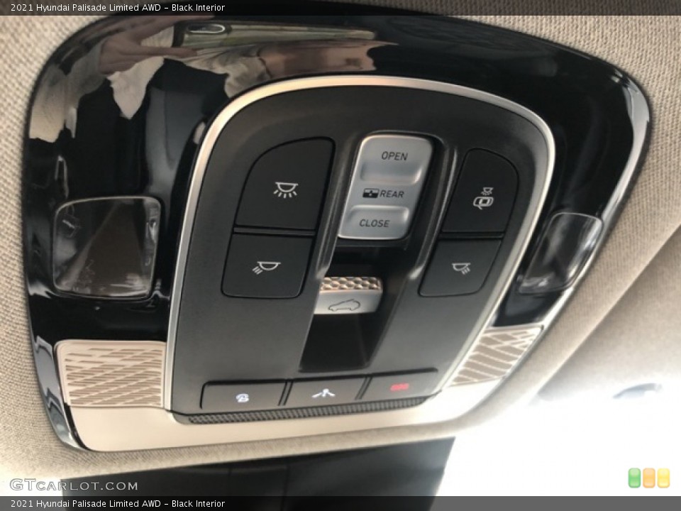 Black Interior Controls for the 2021 Hyundai Palisade Limited AWD #139761526