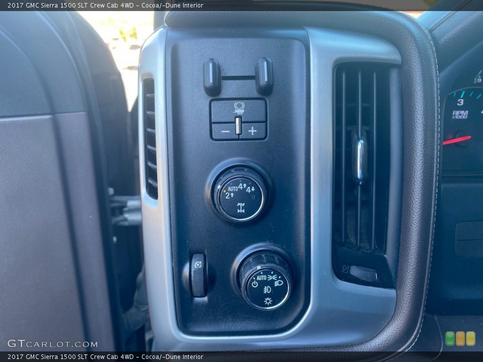 Cocoa/­Dune Interior Controls for the 2017 GMC Sierra 1500 SLT Crew Cab 4WD #139765666