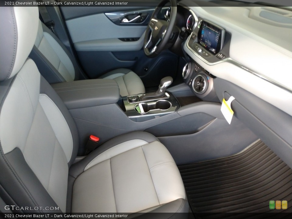 Dark Galvanized/Light Galvanized Interior Photo for the 2021 Chevrolet Blazer LT #139790623